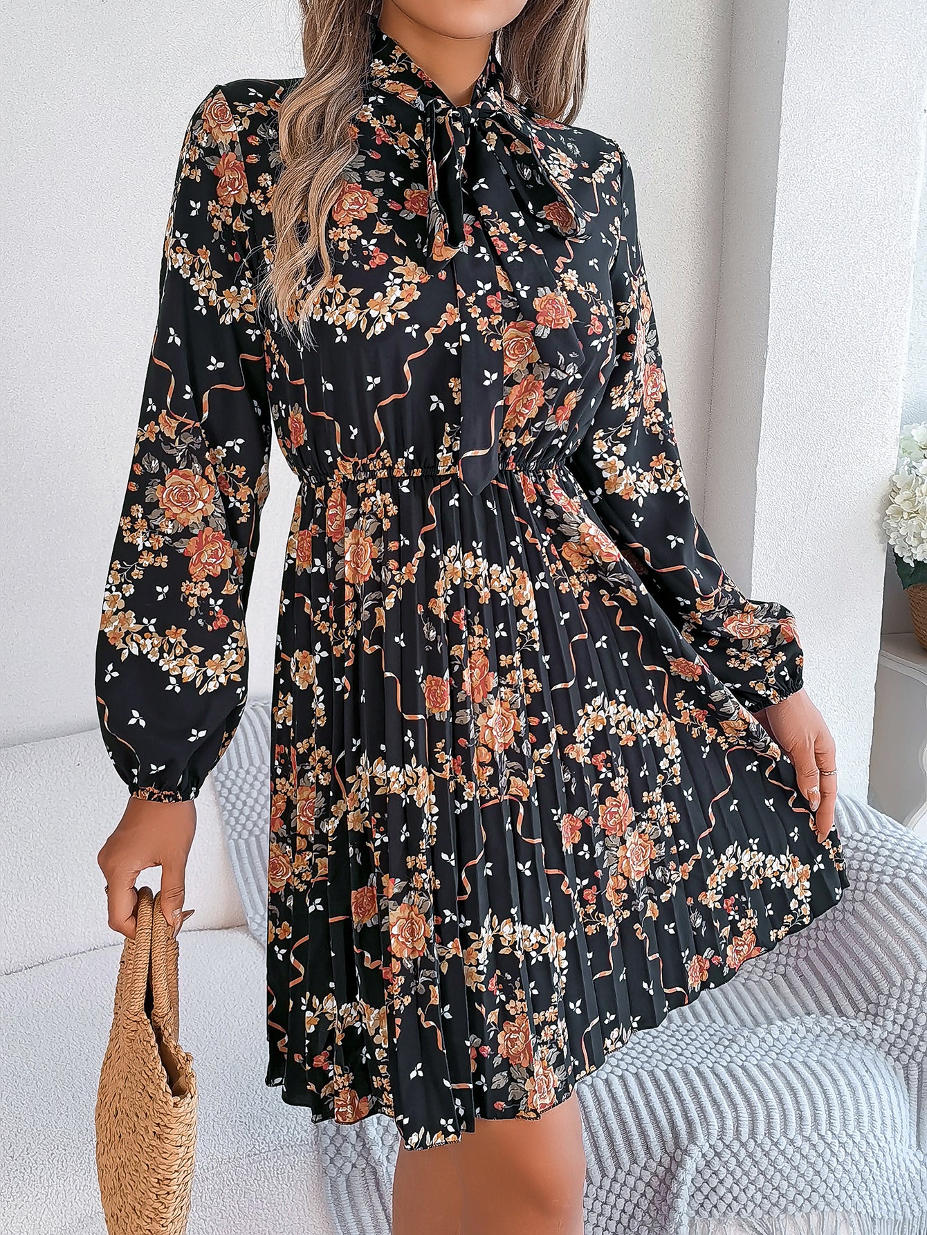 Elegant Floral Tie-Waist Long Sleeve Pleated Maxi Dress