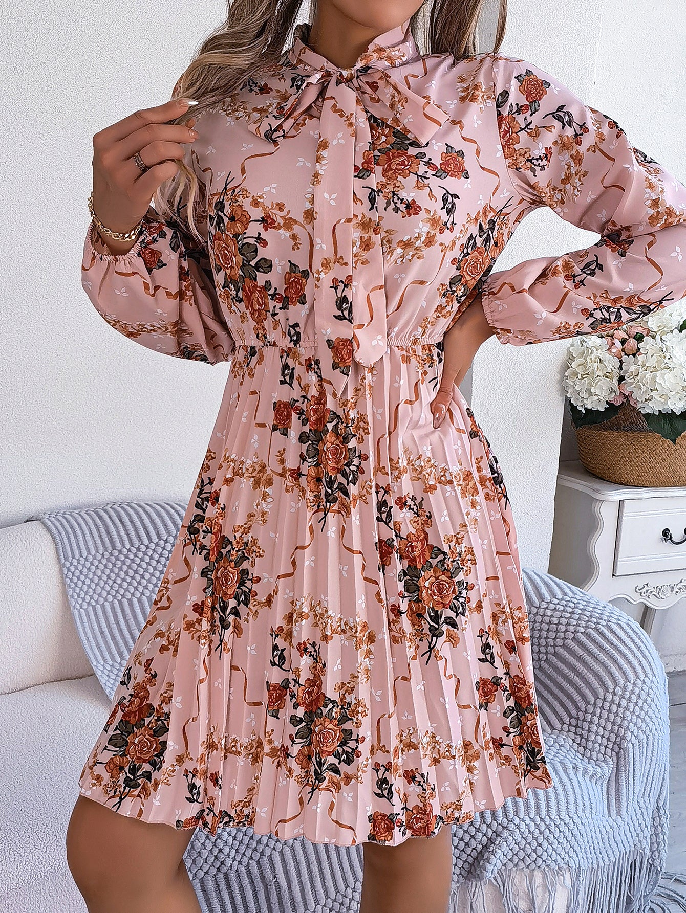Elegant Floral Tie-Waist Long Sleeve Pleated Maxi Dress