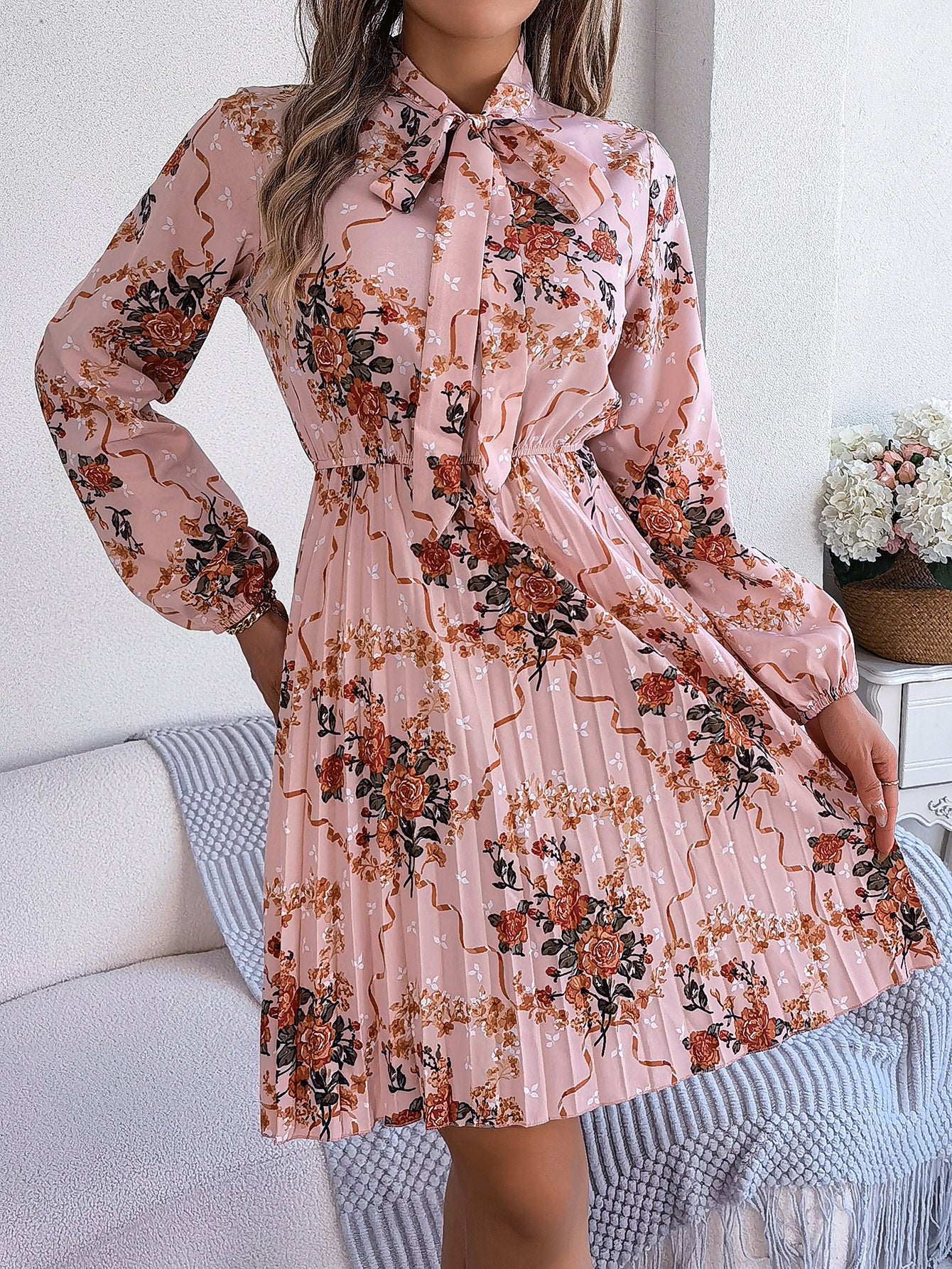 Elegant Floral Tie-Waist Long Sleeve Pleated Maxi Dress