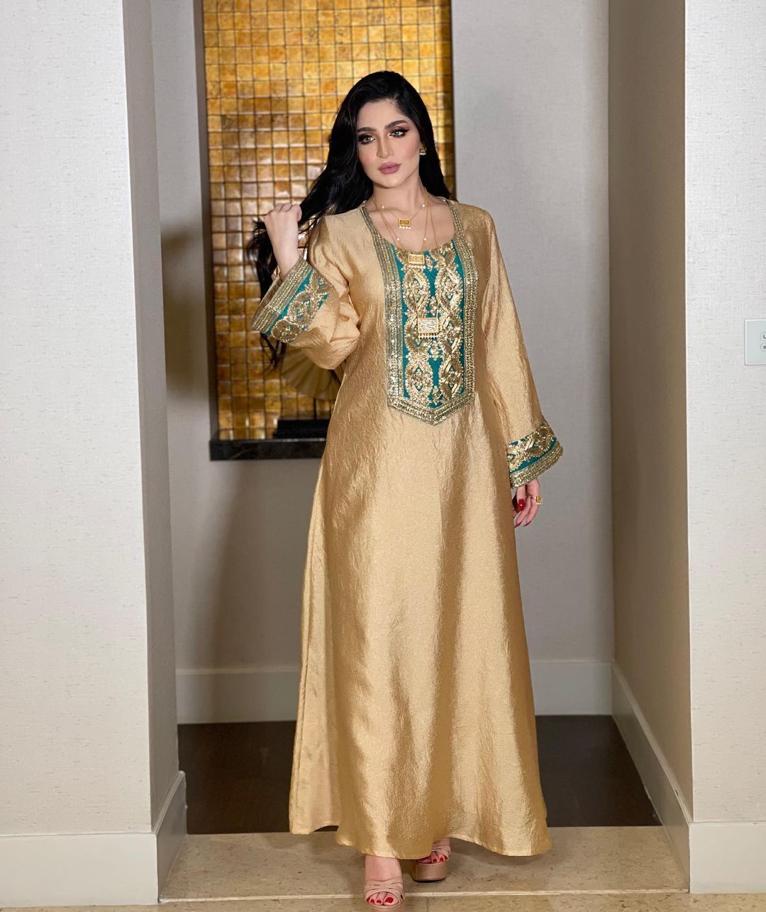 Indian Sequined Gold Silk Solid Color Long Sleeve Dress Women