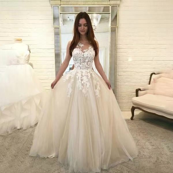 Sleeveless Lace Flowers Wedding Dress