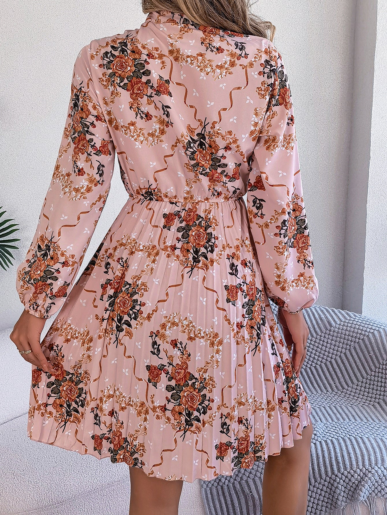 Elegant Floral Tie-Waist Long Sleeve Pleated Maxi Dress